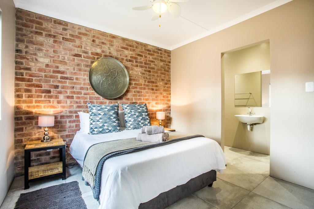 Вилла El Dorado 65 Luxury Self Catering Оудсхорн Экстерьер фото
