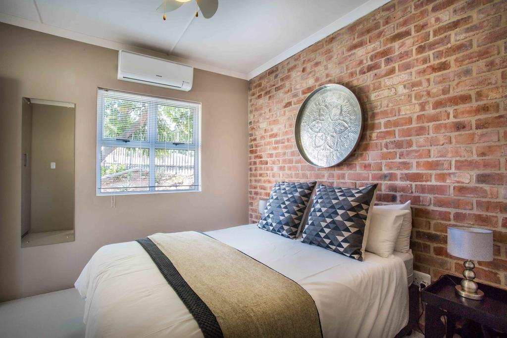 Вилла El Dorado 65 Luxury Self Catering Оудсхорн Экстерьер фото